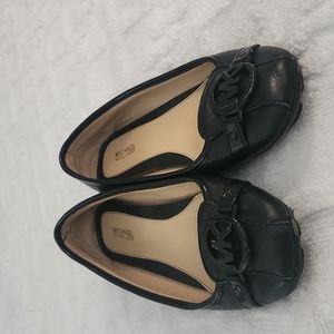 MK black flats